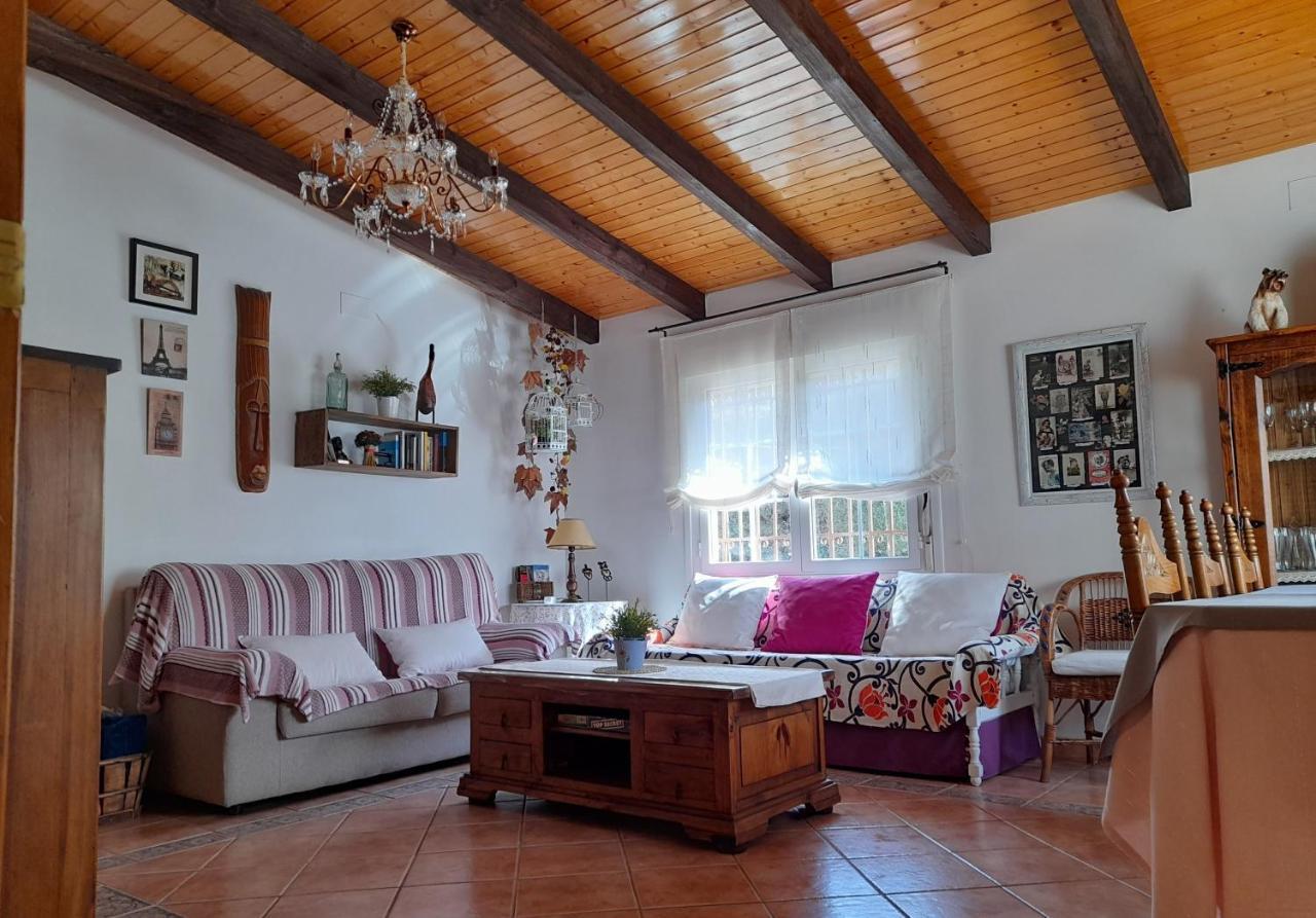 Vivencias Casa Rural Para 10 Personas Camunas Exterior photo