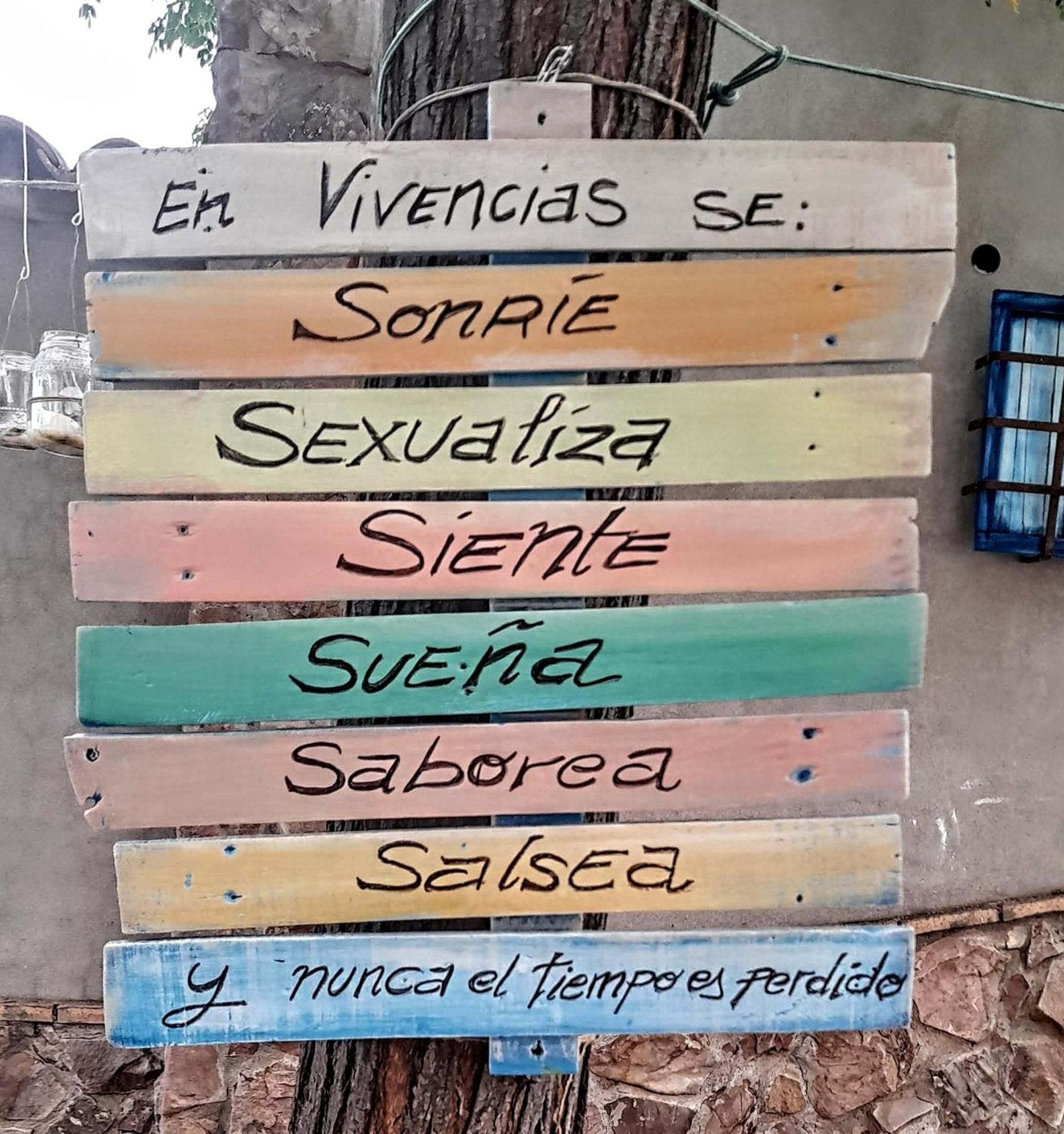 Vivencias Casa Rural Para 10 Personas Camunas Exterior photo